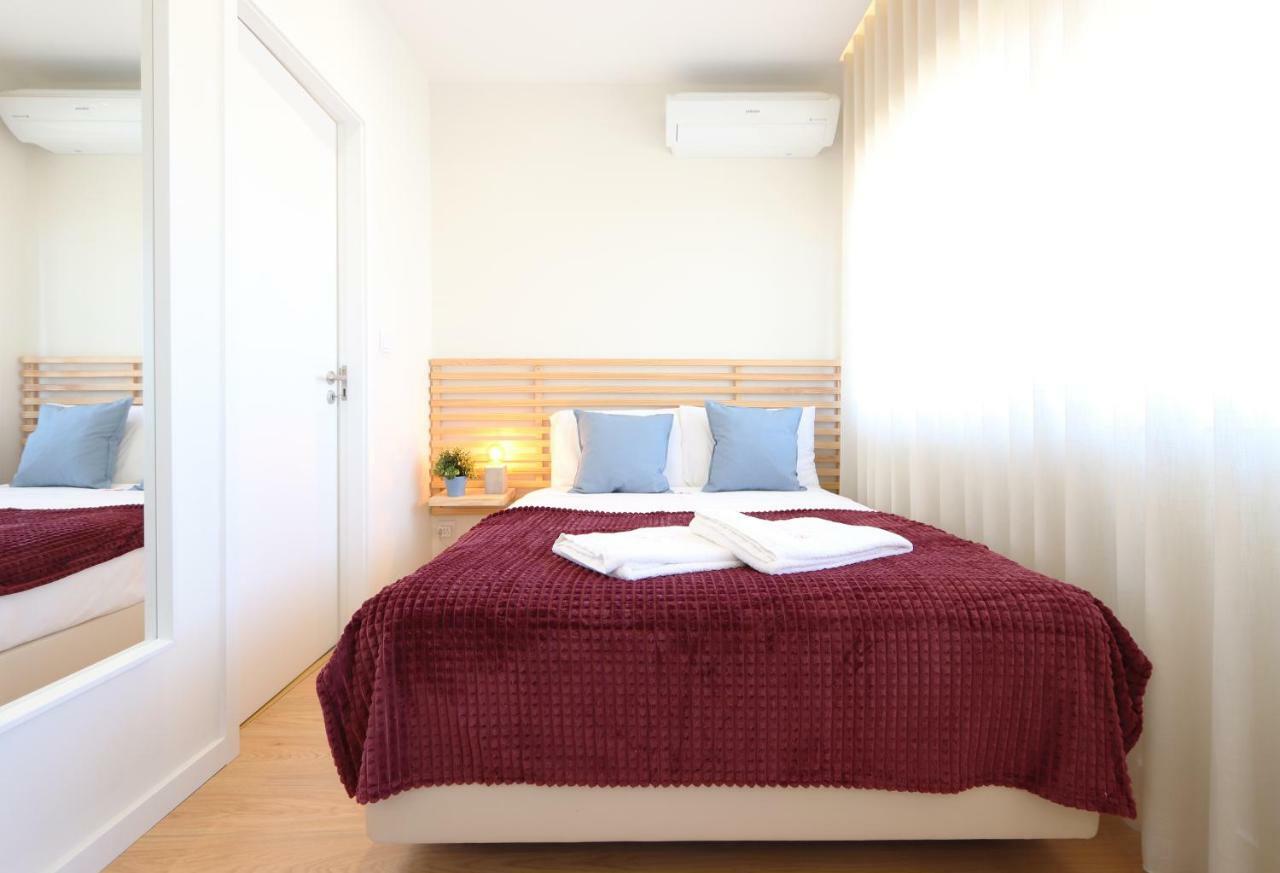 Hm - Living Batalha Square 1 Apartman Porto Kültér fotó