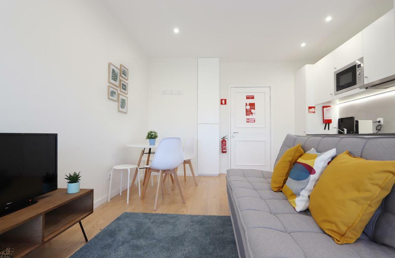 Hm - Living Batalha Square 1 Apartman Porto Kültér fotó
